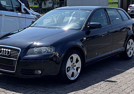 Audi A3 1.6 FSI Ambition Sitzheizung, KLIMAAUTOMATIK, PDC