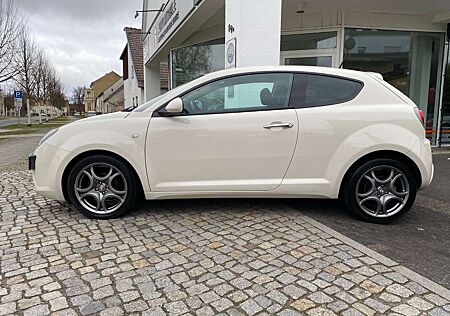Alfa Romeo MiTo SBK 0.9 8V Twinair-PDC+SITZHZG+TEMPOMAT+NAV