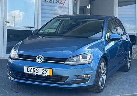 VW Golf Volkswagen VII Lim. Highline DSG Kamera Bi-Xenon Navi