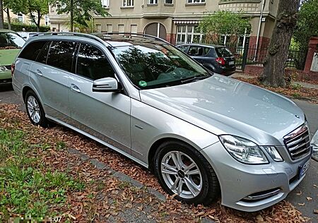 Mercedes-Benz E 250 T CDI DPF BlueEFFICIENCY 7G-TRONIC Avantgarde,2.Hd