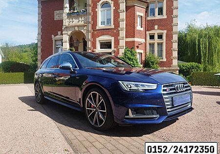 Audi S4 3.0 TFSI quattro