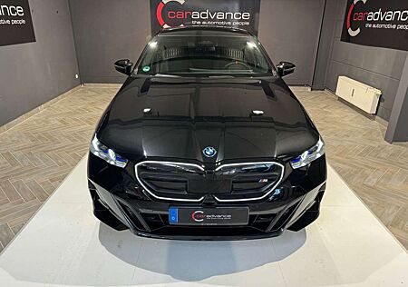 BMW i5 M60 IxDrive*M-Pro*Autobahnassistent*20"*FULL