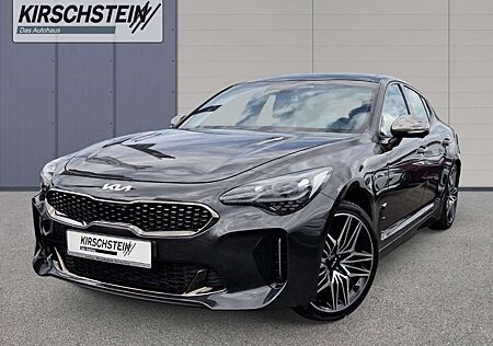 Kia Stinger GT 4WD 3.3 V6 T-GDI Pano Alcantara HUD