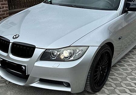 BMW 320i 320