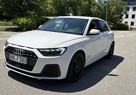 Audi A1 30 TFSI advanced