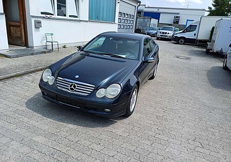 Mercedes-Benz C 200 Kompressor (203.742) Service neu -TÜV NEU