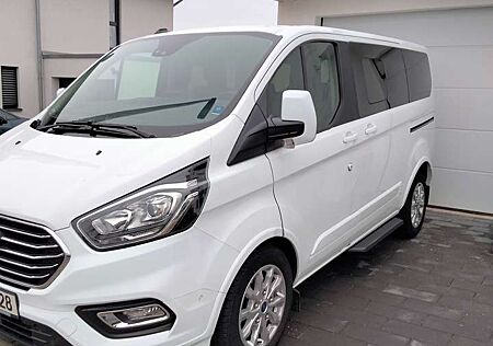 Ford Tourneo Custom 2.5 Tonnen AHK,400Nm,Tempomat,Blattfederung,Kamera