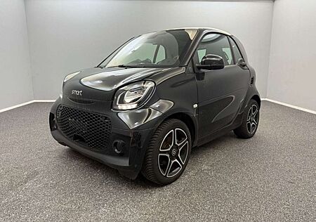 Smart ForTwo EQ SPORT 22KW PANO*NAVI*KAM*CARPLAY*DAB