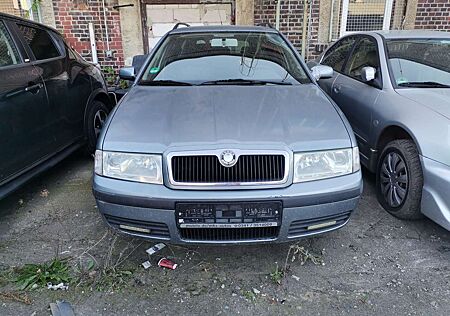 Skoda Octavia 1.6 Combi