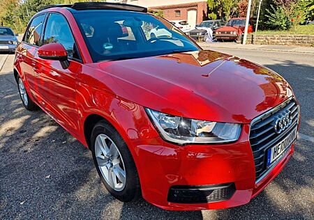 Audi A1 Sportback Automatik Navi SHZ PDC uvm.