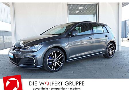 VW Golf GTE Volkswagen GTE 1.4 TSI DSG STDHZG ACC NAVI AHK