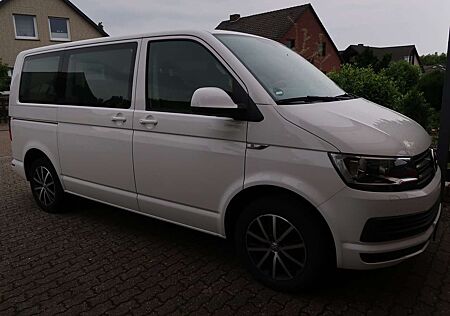 VW T6 Multivan Volkswagen 2.0 TDI DSG Multivan Comfortline Navi AHK