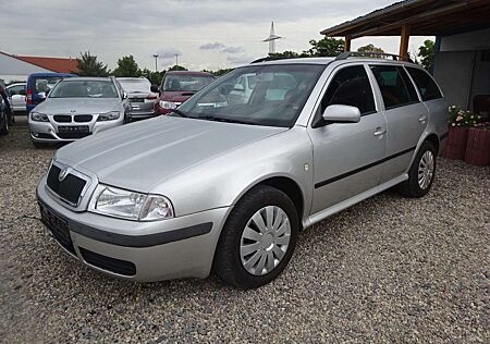 Skoda Octavia Combi 2.0 Style Automatik