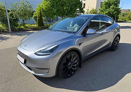Tesla Model Y Performance Dual Motor AWD