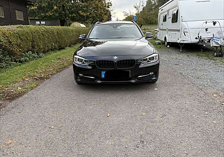 BMW 320d 320 Touring xDrive Sport Line