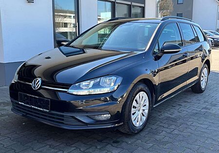 VW Golf Volkswagen VII Variant 1.6 TDI Navi AHK Sitzheiz Klima