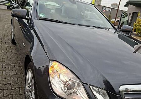 Mercedes-Benz E 200 CGI BlueEFFICIENCY Automatik