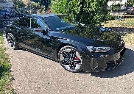 Audi RS e-tron GT basis quattro B&O Matrix Parkassist