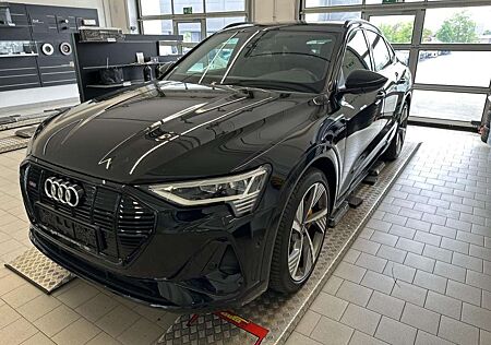 Audi e-tron SPORTBACK 50 2x S LINE BLACK ACC/PANO/MTRX