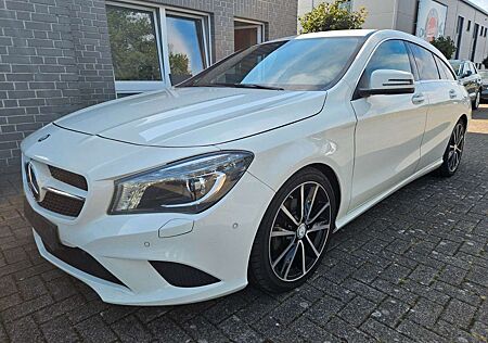 Mercedes-Benz CLA 220 Shooting Brake
