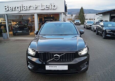 Volvo XC 40 XC40 B4 Benzin AWD R-Design 8G-Aut/Leder/H+K/19"