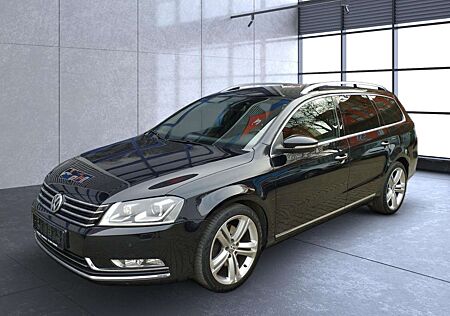 VW Passat Variant Volkswagen Highline*AHK*ACC*Leder
