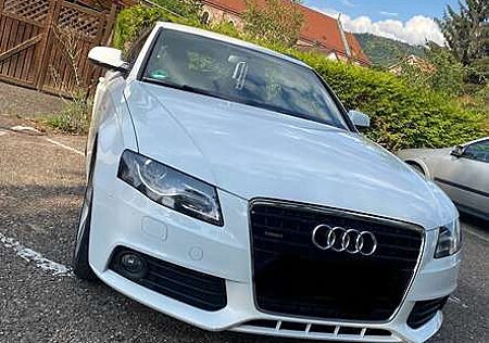 Audi A4 Avant 3.0 TDI quattro S tronic line Sportpaket