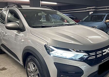 Dacia Sandero Stepway TCe 100 ECO-G Expression+