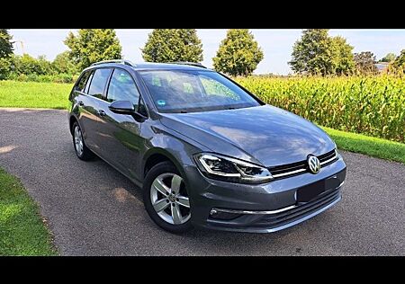 VW Golf Volkswagen 1.5 TSI ACT (BlueMotion Technology) DSG Highline