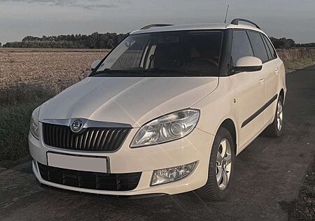 Skoda Fabia 1.2 Combi Voll TÜV - komplett überholt