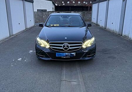 Mercedes-Benz E 300 BlueTEC HYBRID 7G-TRONIC Avantgarde