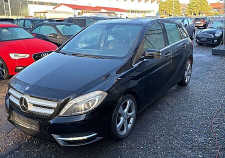 Mercedes-Benz B 180 Sportpaket*BI-XEN*NAVI*PDC*17ZOLL