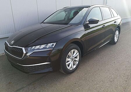 Skoda Octavia Combi 2.0 TDI 110 kW Selection Kombi DSG AHK Na...
