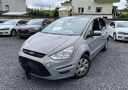 Ford S-Max Trend 7-Sitzer