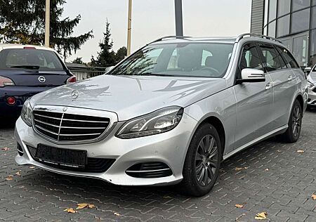 Mercedes-Benz E 220 E220 T BLUETEC 9G Comand PDC eGSD KAMERA PDC TÜV