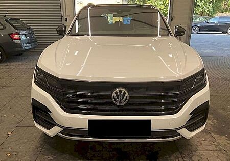 VW Touareg Volkswagen 3.0 V6 TDI 286 PS (210 kW) 4Motion DPF Aut. R Line