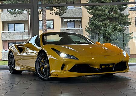 Ferrari F8 Spider LIFT/KAMERA/CARBON-LED-LENK./MEMORY