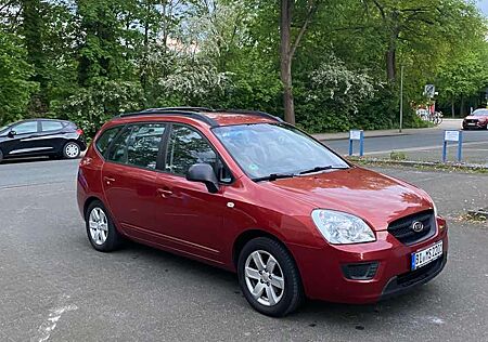 Kia Carens 2.0 CVVT LX