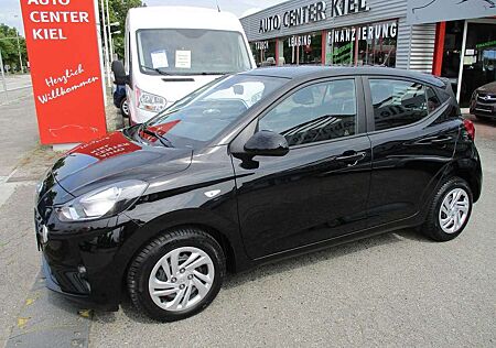 Hyundai i10 Essential *Klima*Tempomat*5-türig