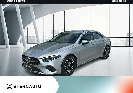Mercedes-Benz A 180 Limo Progressive Line Advanced Fahrassistenz