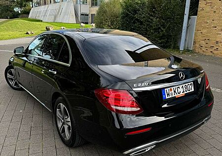 Mercedes-Benz E 220 d 4Matic 9G-TRONIC Sportstyle Edition