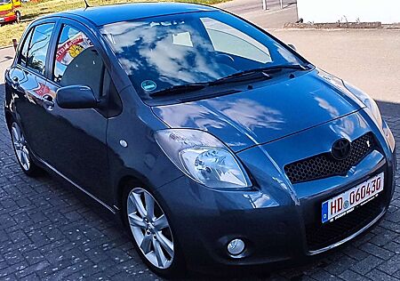 Toyota Yaris TS Klima 5 trg. TÜV 04/2027