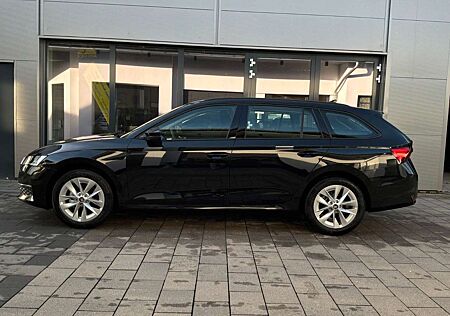 Skoda Octavia Combi 1.5 eTSI DSG Selection