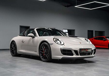 Porsche 991 .2 Targa 4 GTS PDLS+Lift-PDCC-18Wege*kreide*