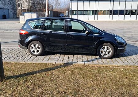Ford S-Max Titanium 2,0 TDCi DPF Aut. Titanium