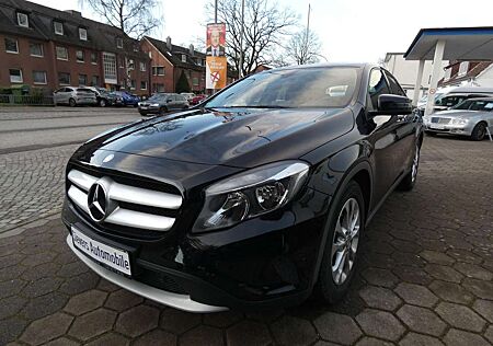 Mercedes-Benz GLA 200 CDI 7G- DCT Sport Navi SHZ Klima Tempomat PDC