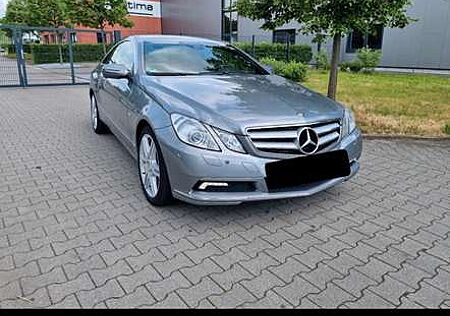 Mercedes-Benz E 350 CDI DPF Coupe BlueEFFICIENCY 7G-TRONIC Avantgarde