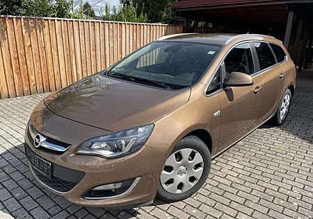 Opel Astra 1.4 Turbo Sports Tourer Aut. Exklusiv