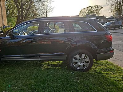 Audi Q7 3.0 TDI DPF quattro tiptronic 7 Sitzer