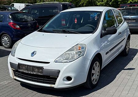 Renault Clio III GPS Klima TÜV 1.Hand